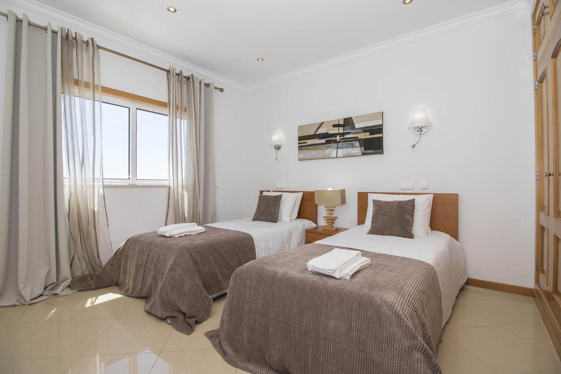 Villa Maresia Patroves Eksteriør billede